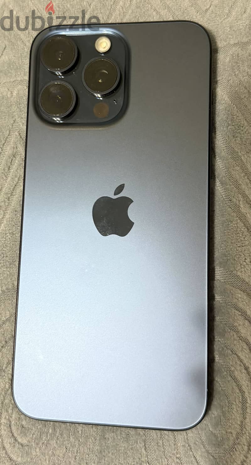 Apple - iPhone 15 Pro Max 4
