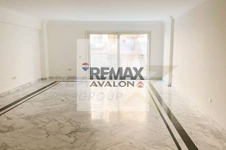 Apartment for rent 250 m in Loran (on Abu Qir main street)