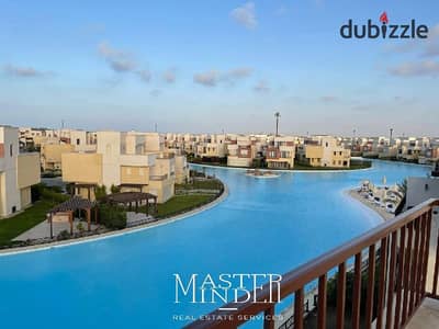شاليه بموقع مميز متشطب بالكامل للبيع في مراسي الساحل الشمالي من اعمار مصر