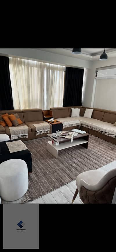 Apartment for rent in the Fifth Settlement inside Gardenia Heights 2 with an area of 115 square meters, first occupancy, ultra-luxurious hotel finishing, two bedrooms with an open view ready for immediate residence in a quiet location