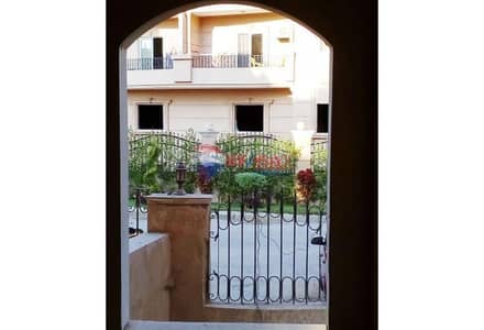 دوبلكس ارضي نصف تشطيب في الحي السابع بسعر 6,850م