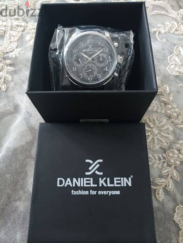 Daniel Klein Leather Chronograph Watch DK. 1.13550-1 2