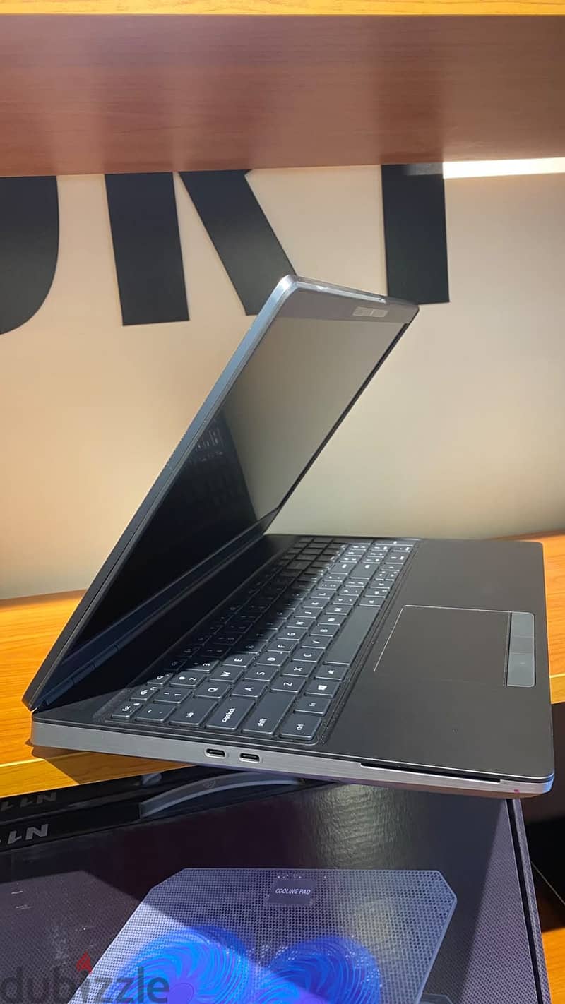 Dell precision 7560 2