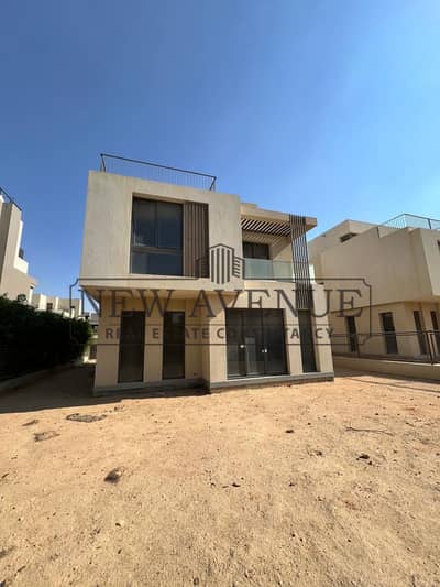 Standalone villa for sale in sodic east XV with prime location Bahary ready to move Core and shell