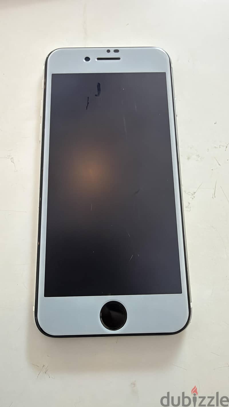 iPhone SE 2 6