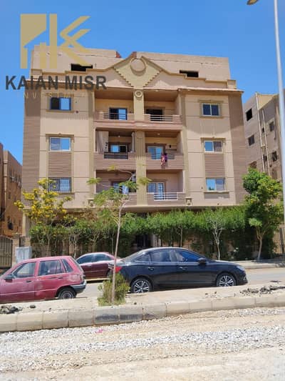 شقة بسعر لقطة 175م بالمنطقة الرابعة بمدينة الشروق   شقة مميزة جدا قريبة من جميع الخدمات