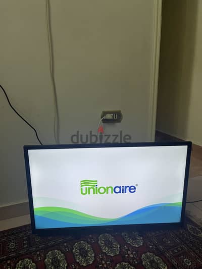 شاشه بحاله ممتازه لم تستخدم بالريموت