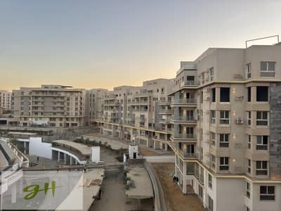 شقة تشطيب كامل للبيع في ماونتن فيو آي سيتي القاهرة الجديدة Mountain View iCity New Cairo