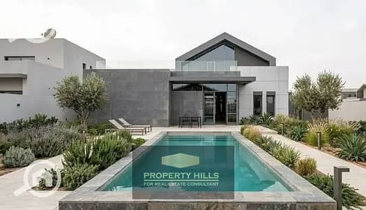 Independent villa with a distinctive view ready for inspection in a luxury villas compound near Beverly Hills Independent villa with a distinctive view ready for inspection in a luxury villas compound near Beverly Hills