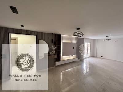 شقه 138م للبيع في B3 تشطيب الترا مودن بجوار النادي فيو جاردن وشارع