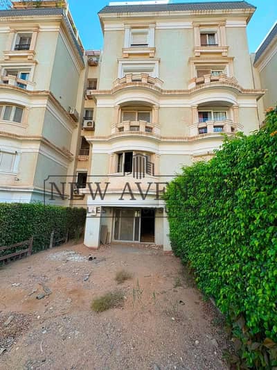 اى فيلا بحديقة للبيع باقل من سعرالسوق استلام فورى  فى ماونتن فيو هايد بارك mountain view hyde park
