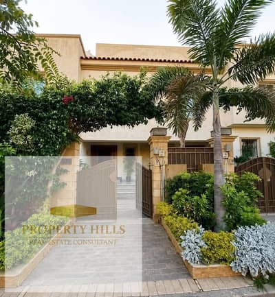 For urgent sale 324m villa in the Fifth Settlement next to Mountain View offered at nearly half of its original price by a well known real est