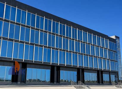 فرصة مميزة للإستثمار محل تجاري للبيع استلام فورى أمام الحى الدبلوماسي مباشرة فى قلب ال R 7 العاصمة الإدارية الجديده New Administrative Capital