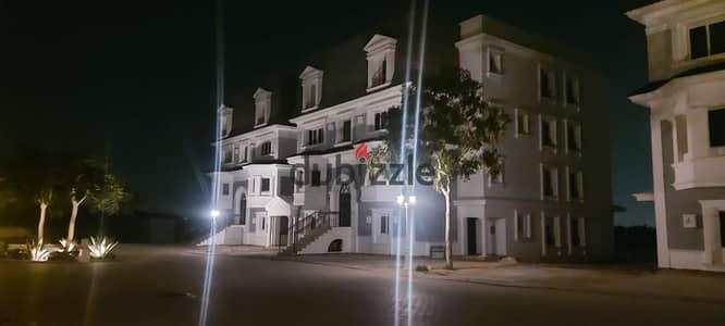 اي فيلا كورنر رووف للبيع ماونتن فيو جيزه بلاتوه