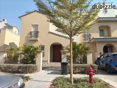 بتشطيب كامل للاستلام الفوري تاون هاوس للبيع في أب تاون كايرو إعمار المقطم Uptown Cairo Mokattam by Emaar