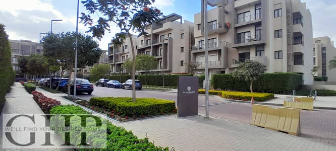 شقة متشطبة بالكامل بالمطبخ والتكييفات للبيع فيفث سكوير المراسم التجمع الخامس Fifth Square el marasem