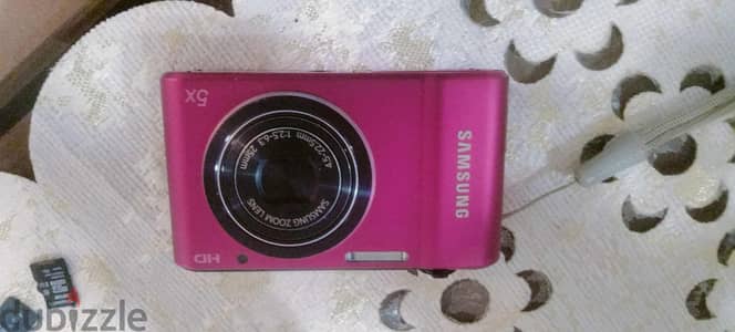 كاميرا سامسونج ديجيتال زوم 5x بحالة ممتازة. Samsung Digital Camera