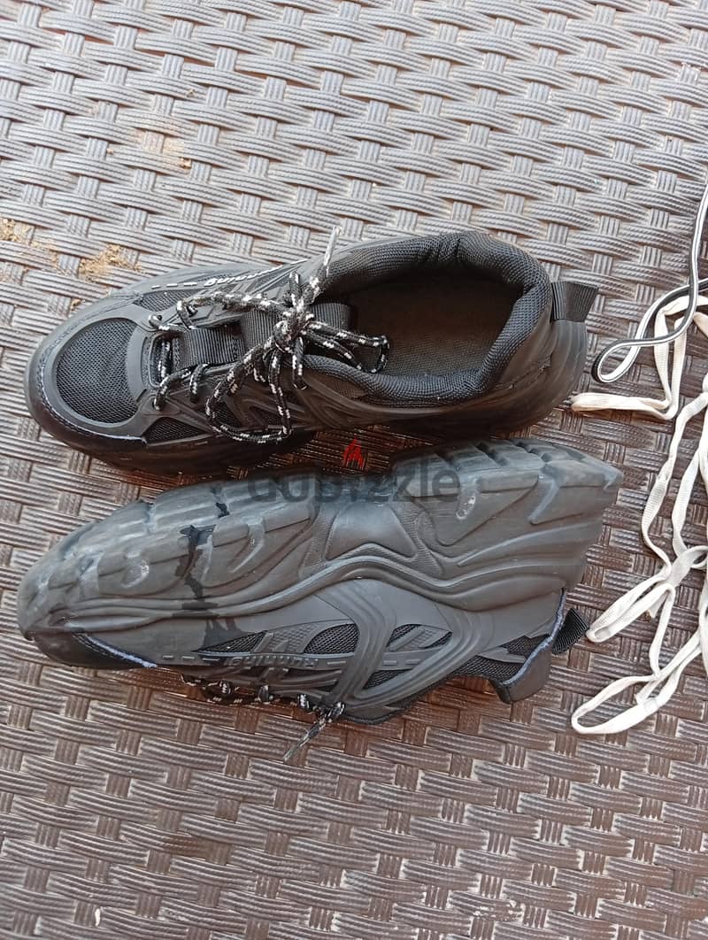 running shoes 2
