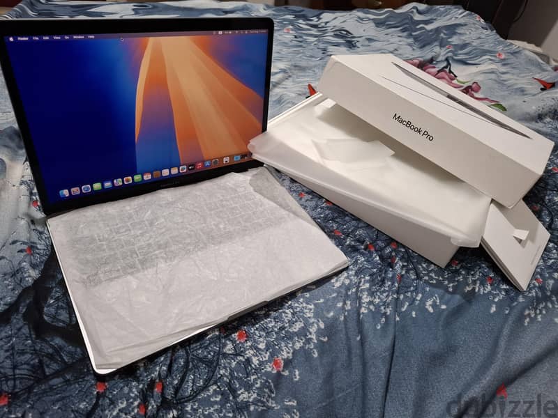 Macbook Pro 2019 with Full Box like new 1