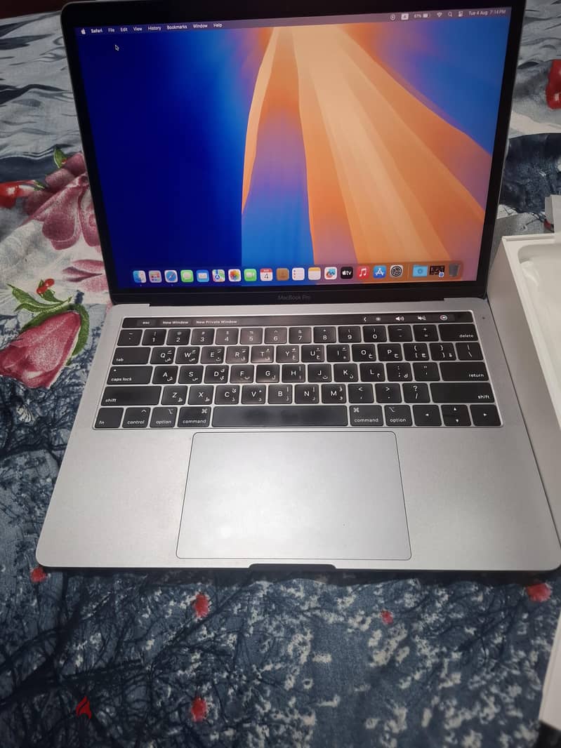 Macbook Pro 2019 with Full Box like new 8