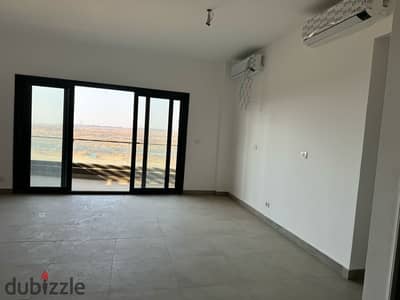 أفضل قيمة للإيجار الفاضي 3 غرف  في بريفادو | 146م | 5 تكييفات | جراج خاص | 38,000 فقط