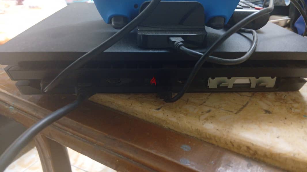 ps 4 pro 7