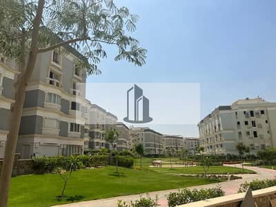 READY TO MOVE of a twin house with a direct view of the lake and the Pocket Landscape within Mountain View Hyde Park, New Cairo READY TO MOVE of a twin house with a direct view of the lake and the Pocket Landscape within Mountain View Hyde Park, New Cairo