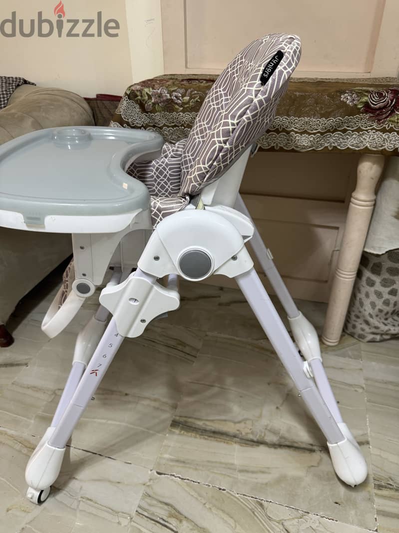 High chair 3