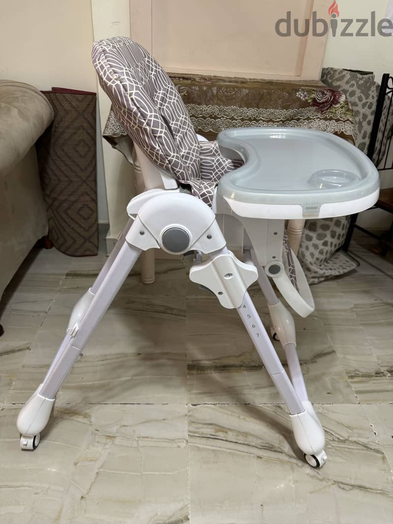 High chair 5