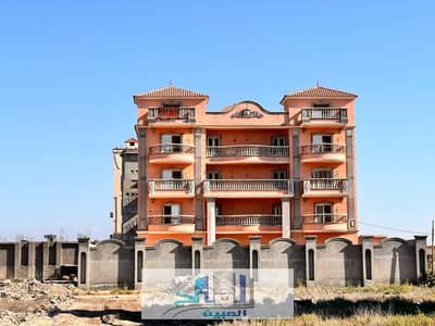  **Location:** Villa District – Behind El Nozha Airport  A prestigious and peaceful neighborhood, ideally located near **Palm Hills**, **Wadi Degla