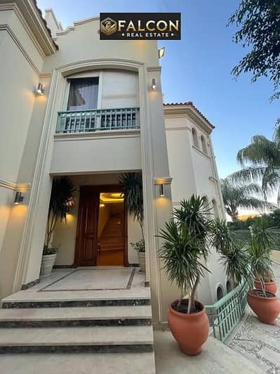 استلم فوري ( فيلا مستقله 520 م - Private Pool ) - جاهزه للسكن  ( 3 أدوار - 5 غرف ماستر ) - Lavista city امام البرج الايقون بجوار المقصد R3 + البوسكو