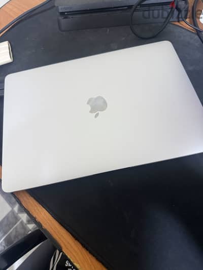 macbook m1