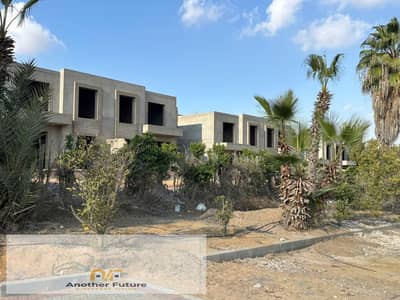 Apartment early delivery in an already-built compound in Sheikh Zayed located on Al-Nozha Street next to Beverly Hills Sodic