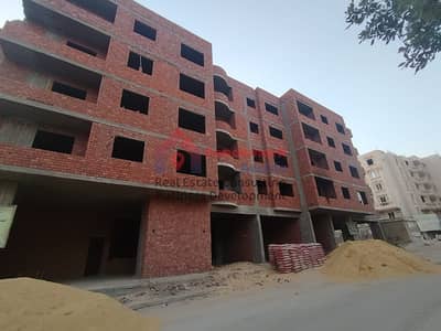 120 sqm apartment for immediate delivery in Alaya Heights, Middle Plateau, Mokattam, opposite Hayah Compound, near Ezy Sport Club.
