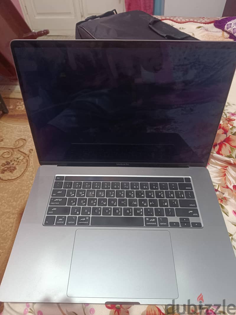 MacBook pro 2019 1