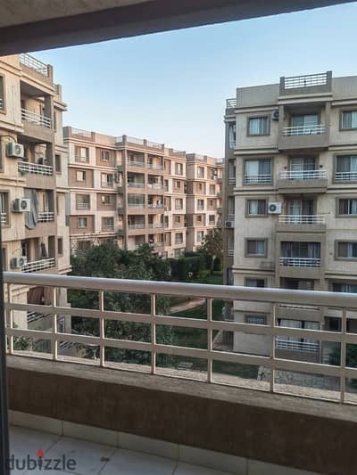 شقة بمدينتى للبيع ٨٩ متر B6 دور تالت طرفيه ٢نوم و٢حمام