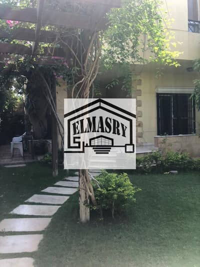 فيلا للإيجار القانون بالرحاب 1 تاون هاوس   في أميز موقع بالرحاب 1 التجمع الأول El-Rehab City new cairo