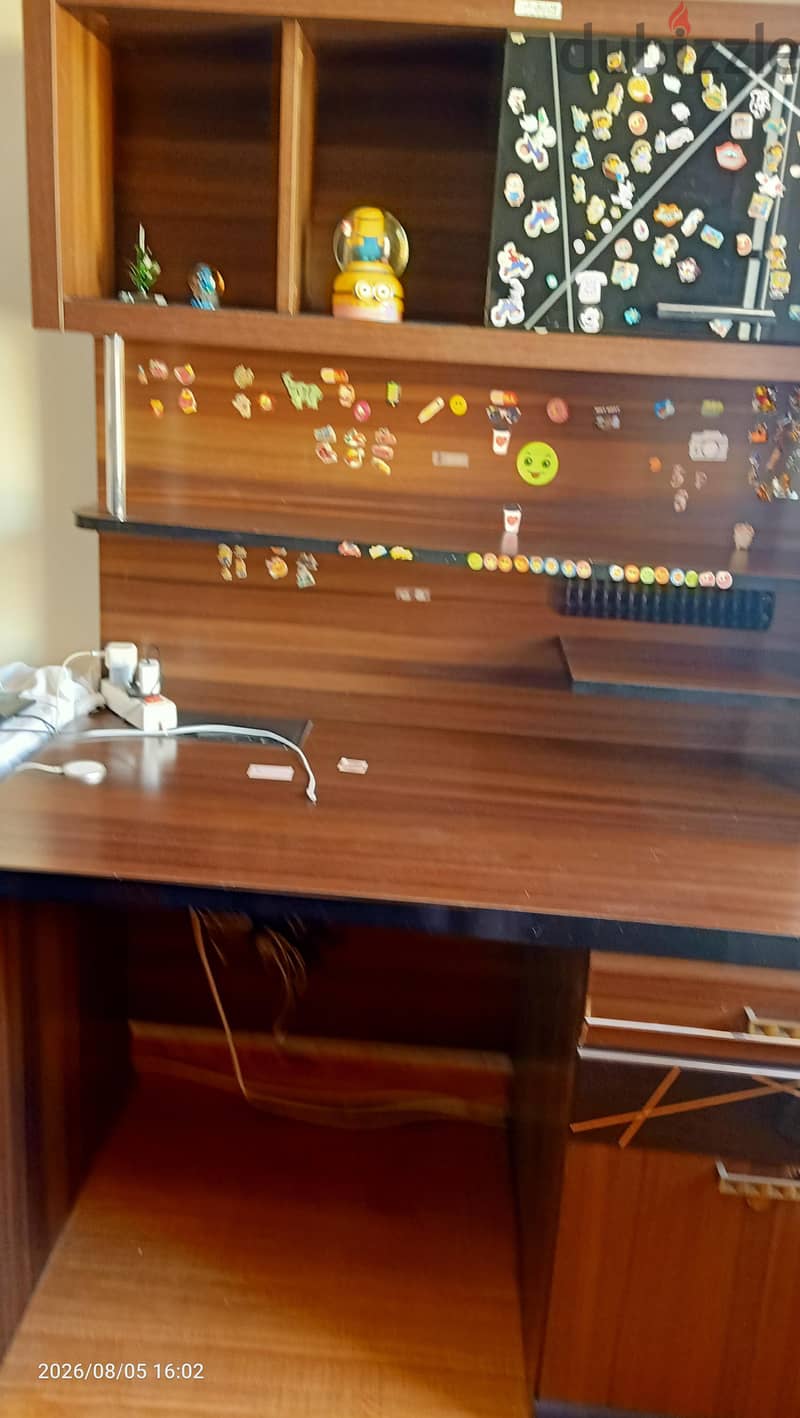 Istikbal wodden desk 1