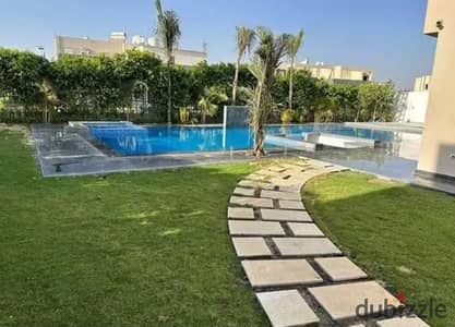 856 sq m villa, immediate delivery, bargain price, with the largest garden in Karma 4, Sheikh Zayed