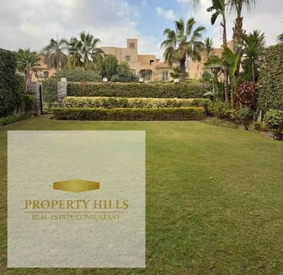 Villa for sale ready for immediate delivery just minutes from Carrefour in a compound of villas only occupied already