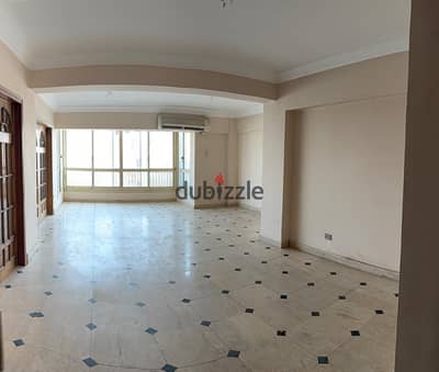 Apartment for rent under new law in Sheraton Airport residences behind Al-Nasajoon, 130m, two bedrooms, 2 bathrooms, two-piece reception, 3 air conditioners, sixth floor, 2 elevators