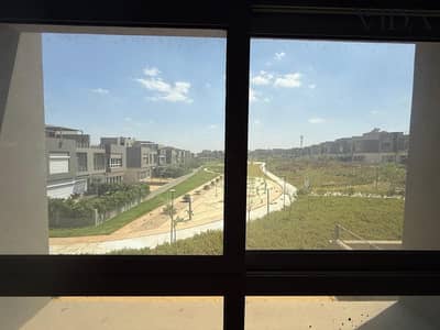Twin House for Sale in Etepa Compound, Sheikh Zayed with the Largest Landscape View in the Project at a Price Below Market Value