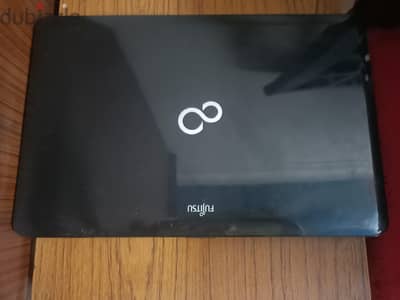 لابتوب Fujitsu LIFEBOOK كور i5 مع هارد 500 جيجا
