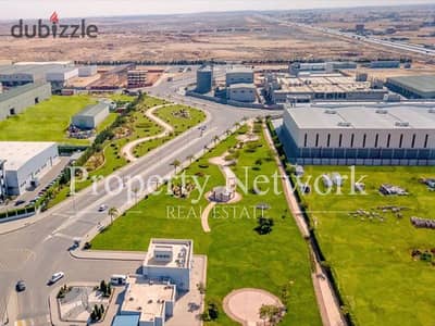 أرض صناعية وتجارية وإدارية 3250م للبيع في المنطقة الصناعية بالقاهرة الجديدة