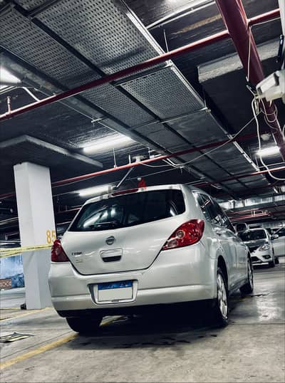 Nissan Tiida 2007