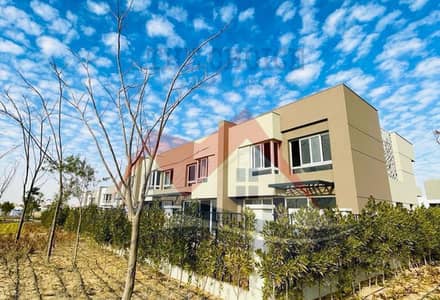 Town house 6 month delivery DP : 6.4 Badya palm hills
