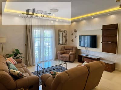 أفضل سعر شقة مفروشة بالكامل للإيجار في هايد بارك Hyde Park New Cairo 136 متر 2 غرفة نوم 2 حمام تشطيب ألترا سوبر لوكس
