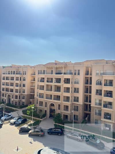 شقة نصف مفروشة للإيجار - موقع متميز وسعر مغرٍ - 90 أفينيو (90 Avenue)