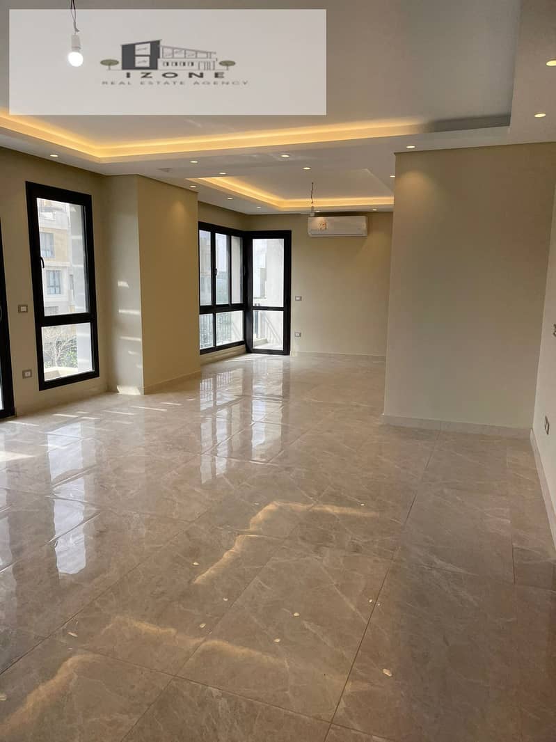 تريبلكس للإيجار أول سكن في سوديك إيستاون Sodic Eastown New Cairo 3 غرف نوم 3 حمامات غرفة مربية مطبخ وتكييفات 0 تريبلكس للإيجار أول سكن في سوديك إيستاون Sodic Eastown New Cairo 3 غرف نوم 3 حمامات غرفة مربية مطبخ وتكييفات 0
