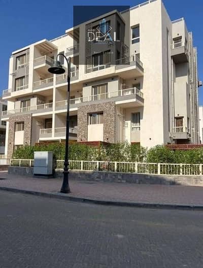 Own your fully finished, ready-to-move apartment in Jayd Compound directly opposite Al Rehab and just minutes from Suez Road